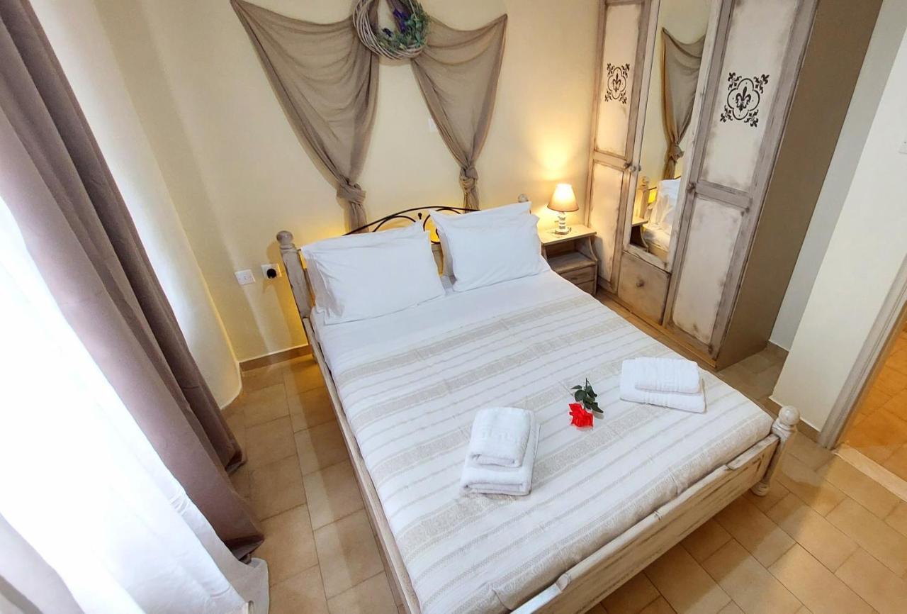 Lourantos Studios & Apartments Βαθύ Εξωτερικό φωτογραφία