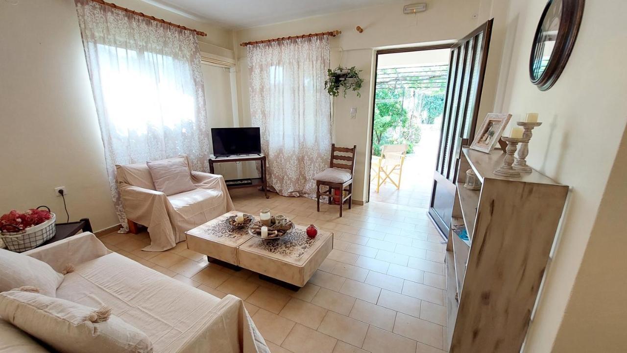 Lourantos Studios & Apartments Βαθύ Εξωτερικό φωτογραφία