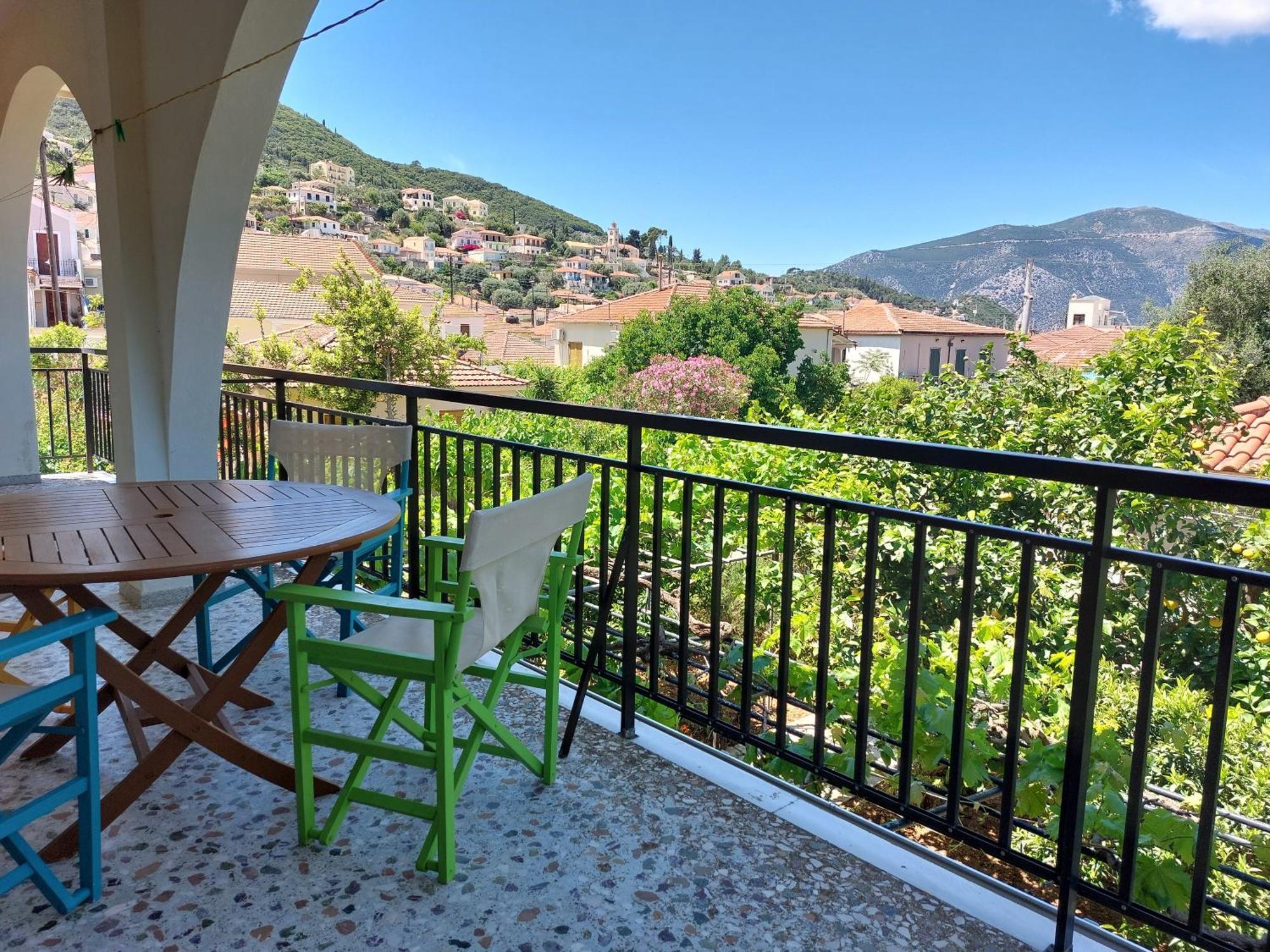 Lourantos Studios & Apartments Βαθύ Εξωτερικό φωτογραφία